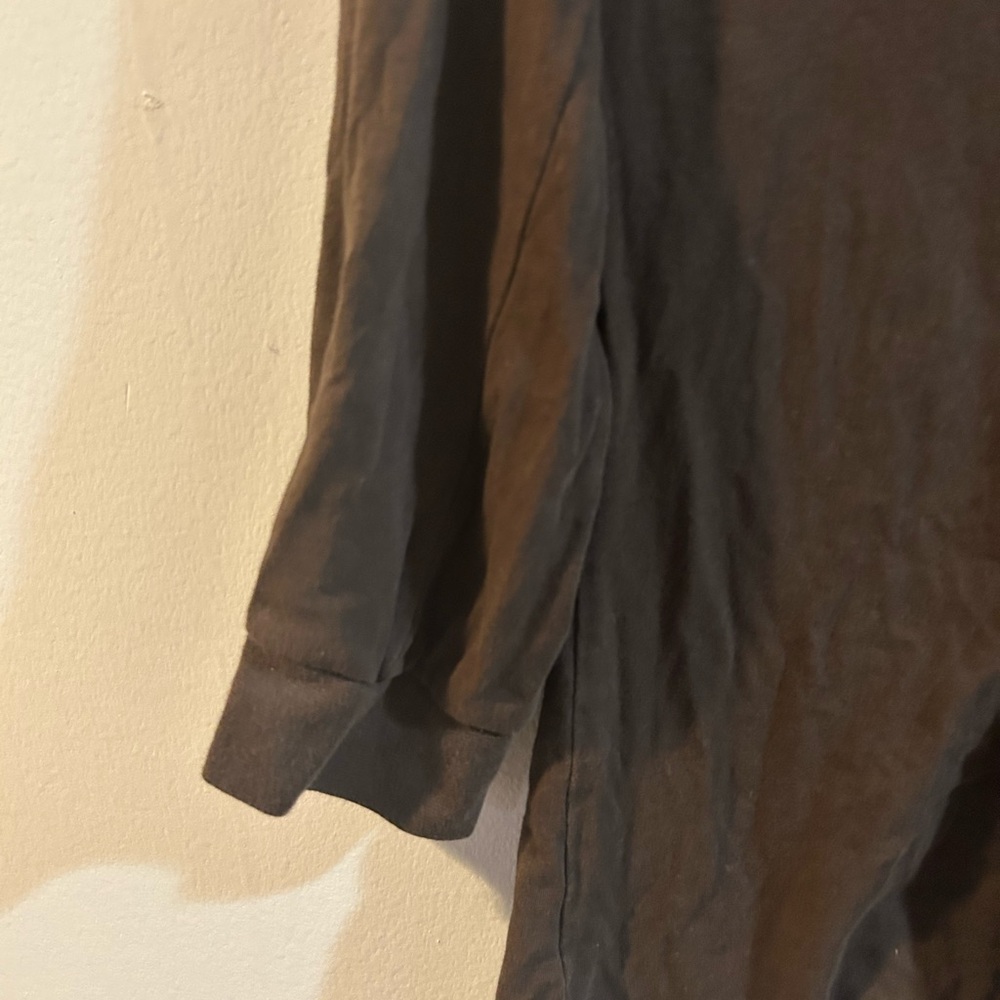 Banana republic size medium brown top with 3/4 sleeves - Picture 4 of 5